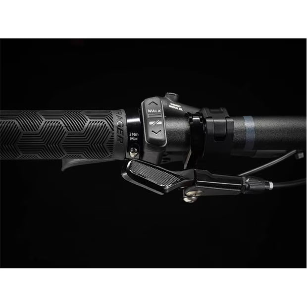 Fuel EXe 8 XT Electric Mountain Bike image 10