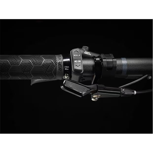 Fuel EXe 8 XT Electric Mountain Bike image 1