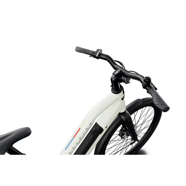 ONE - Low Step - Smart Electric Bike image 9
